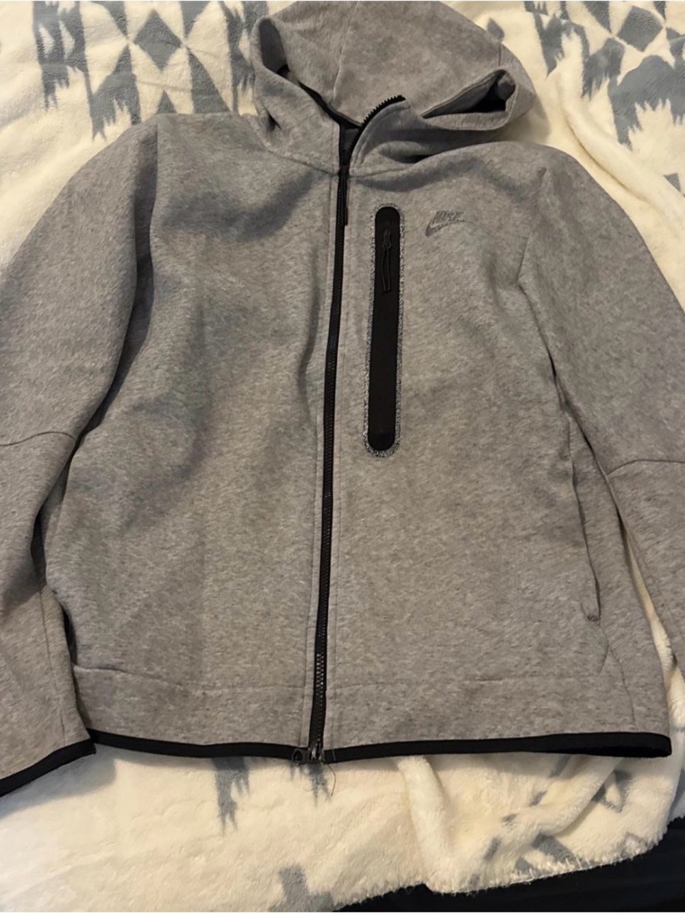 Nike Men’s Grey Full-Zip Hoodie Tech Jacket